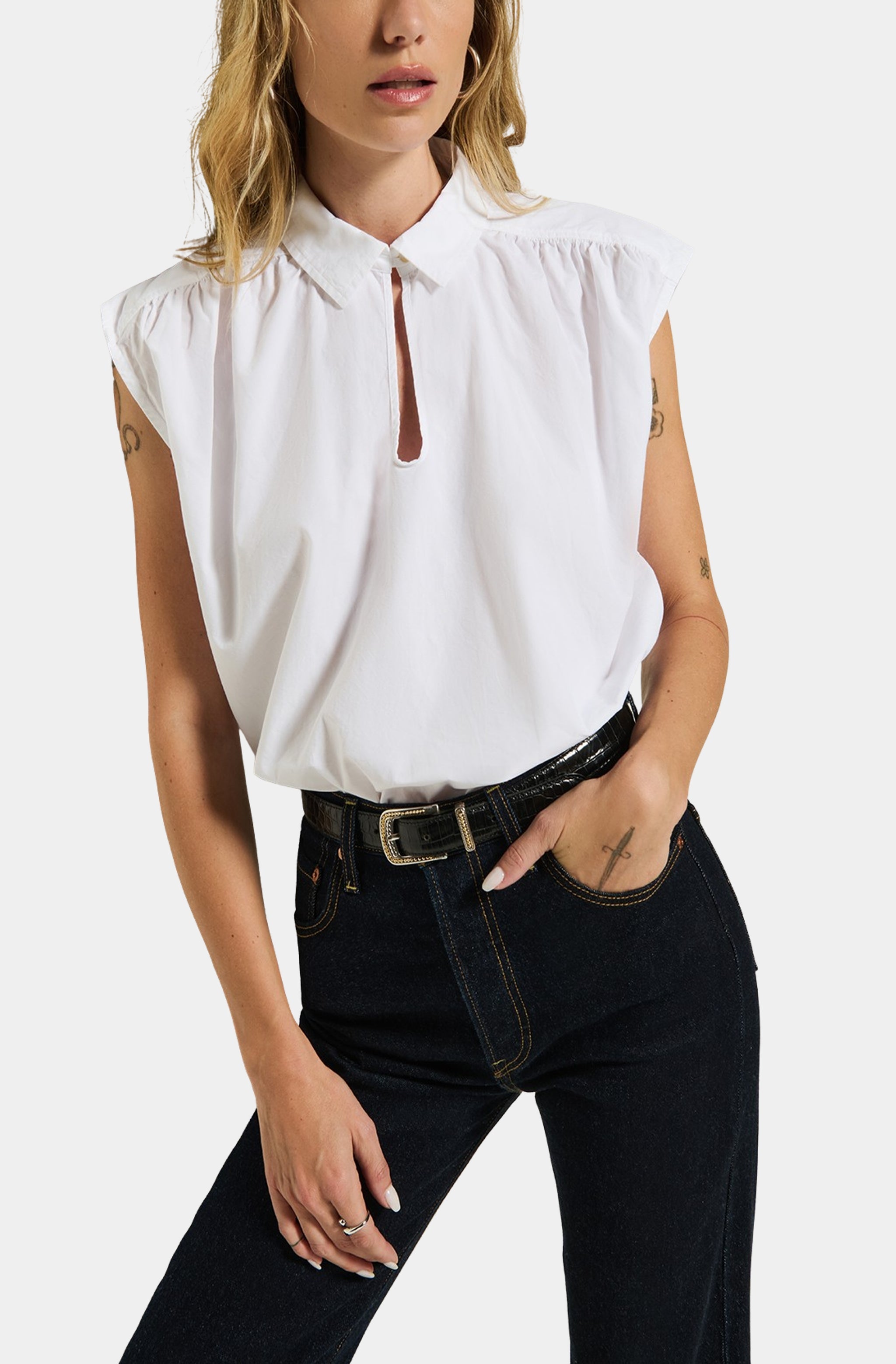 Jody Sleeveless Shirt