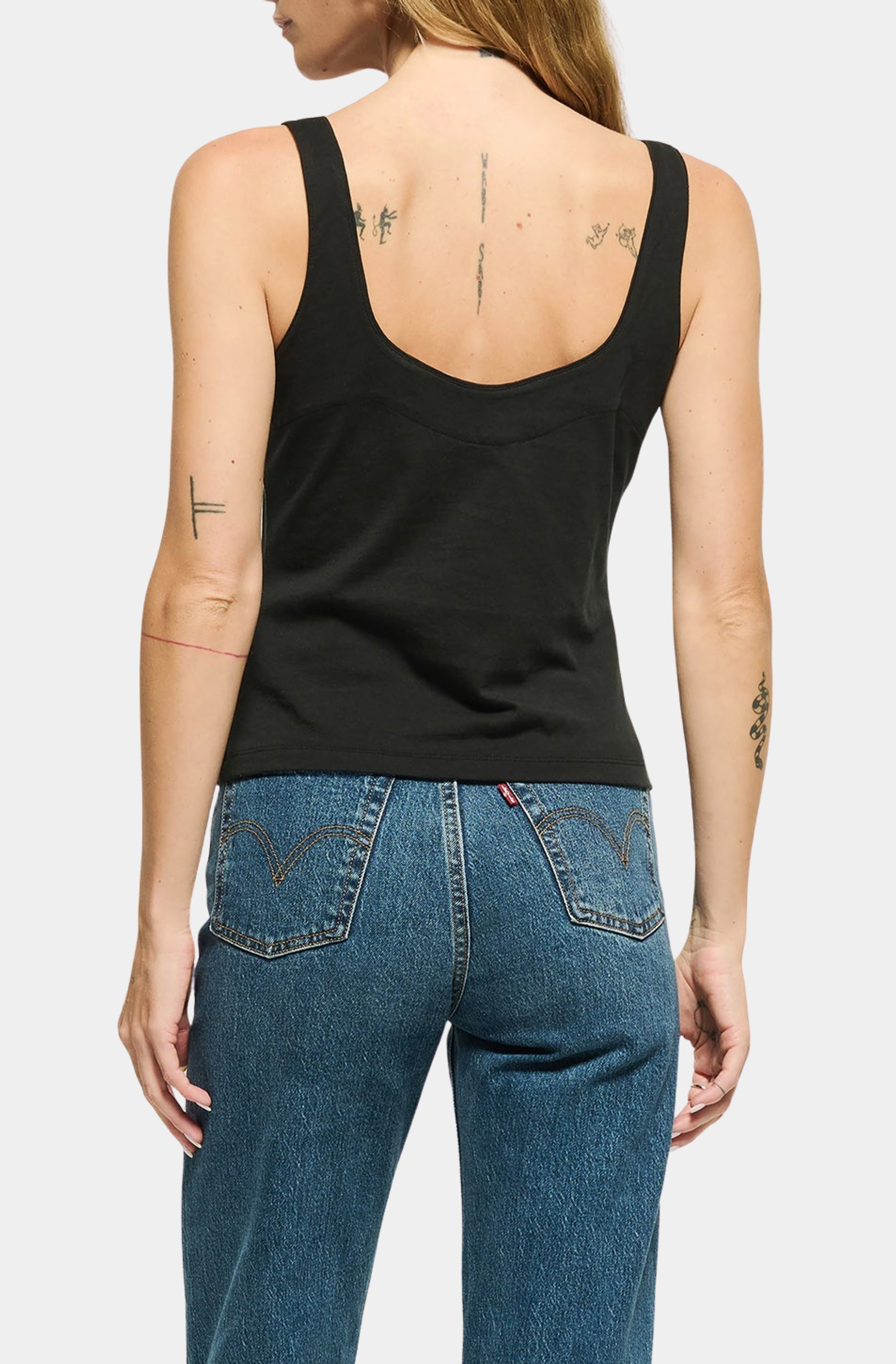 Brya Tank