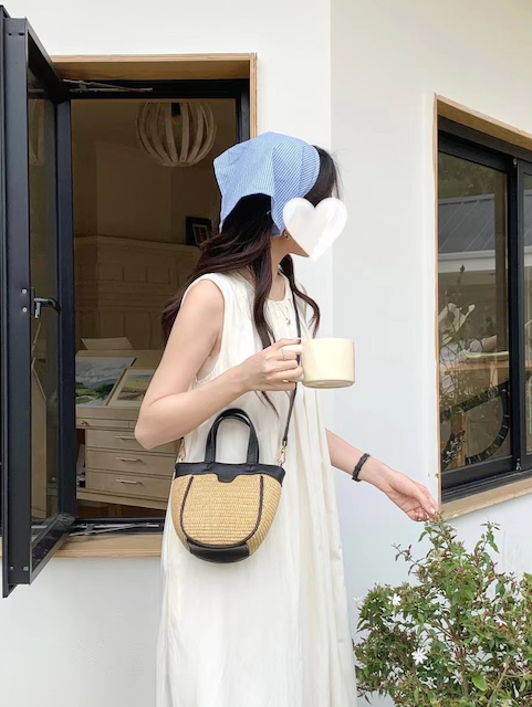 Small Straw Tote/Crossbody Bag