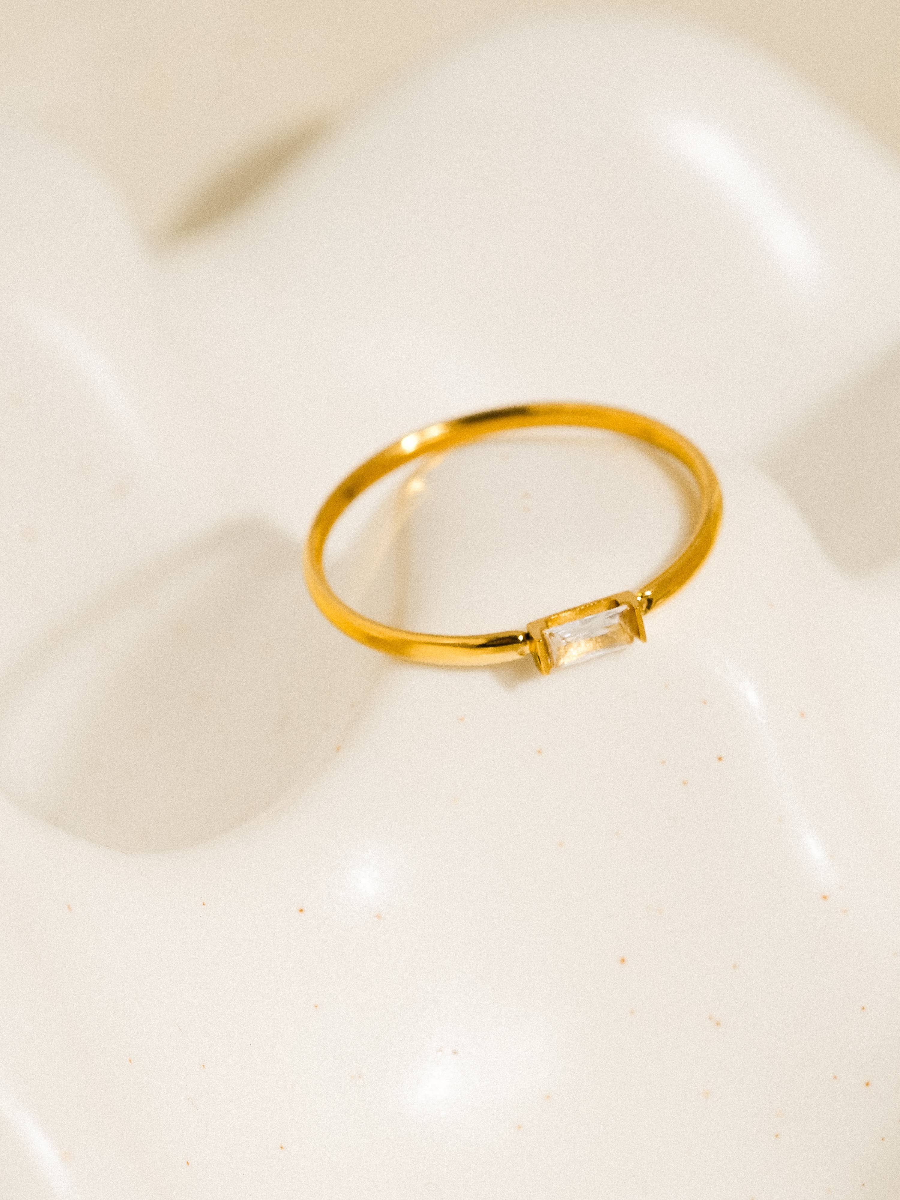 Côme 18K Gold Non-Tarnish Minimalist Thin CZ Band