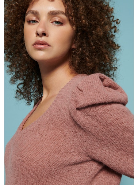 Lara Puff Shoulder V Neck