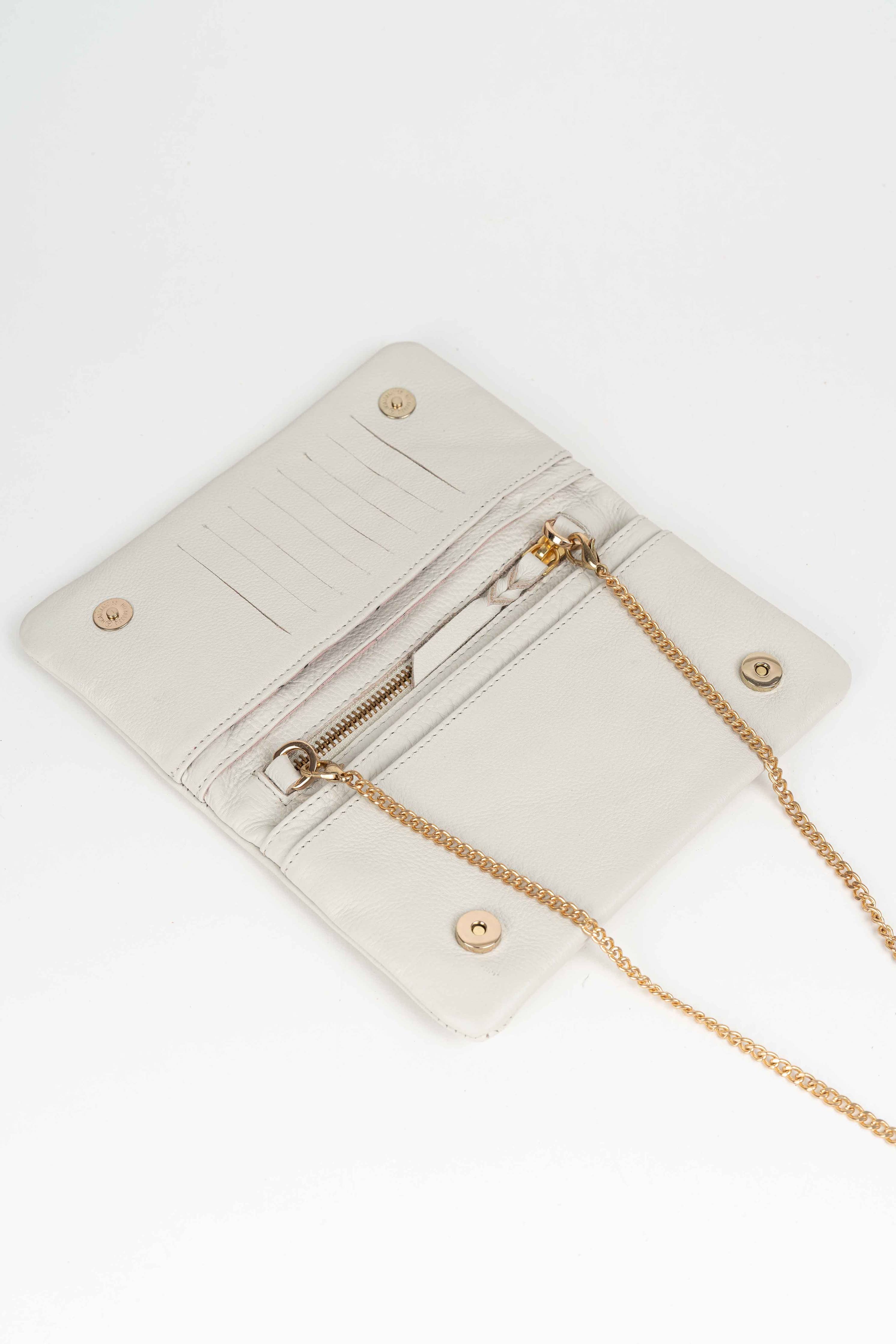Jewel White Wallet on Chain